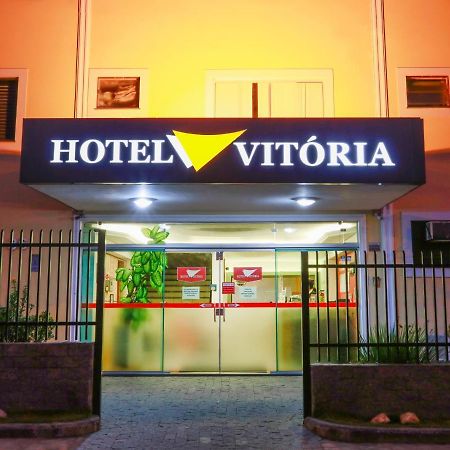 Hotel Vitoria 핀다모냥가바 외부 사진